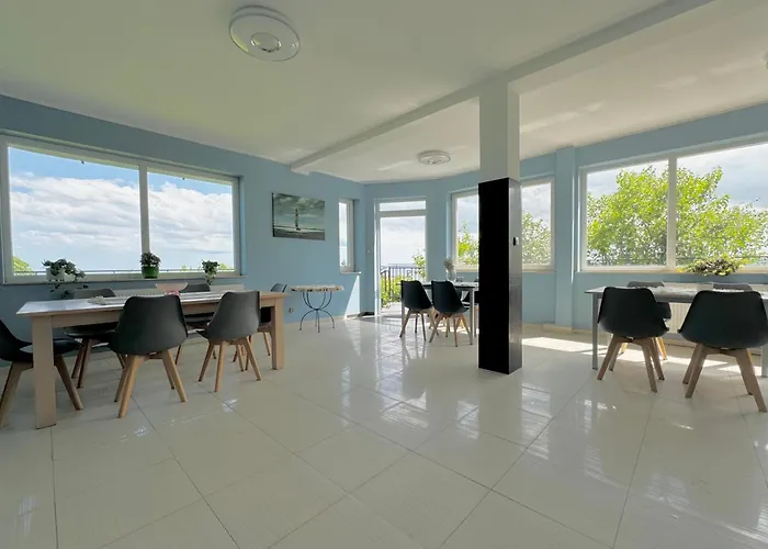 Blekitna Przystan - Z Widokiem Na Zatoke Penzion